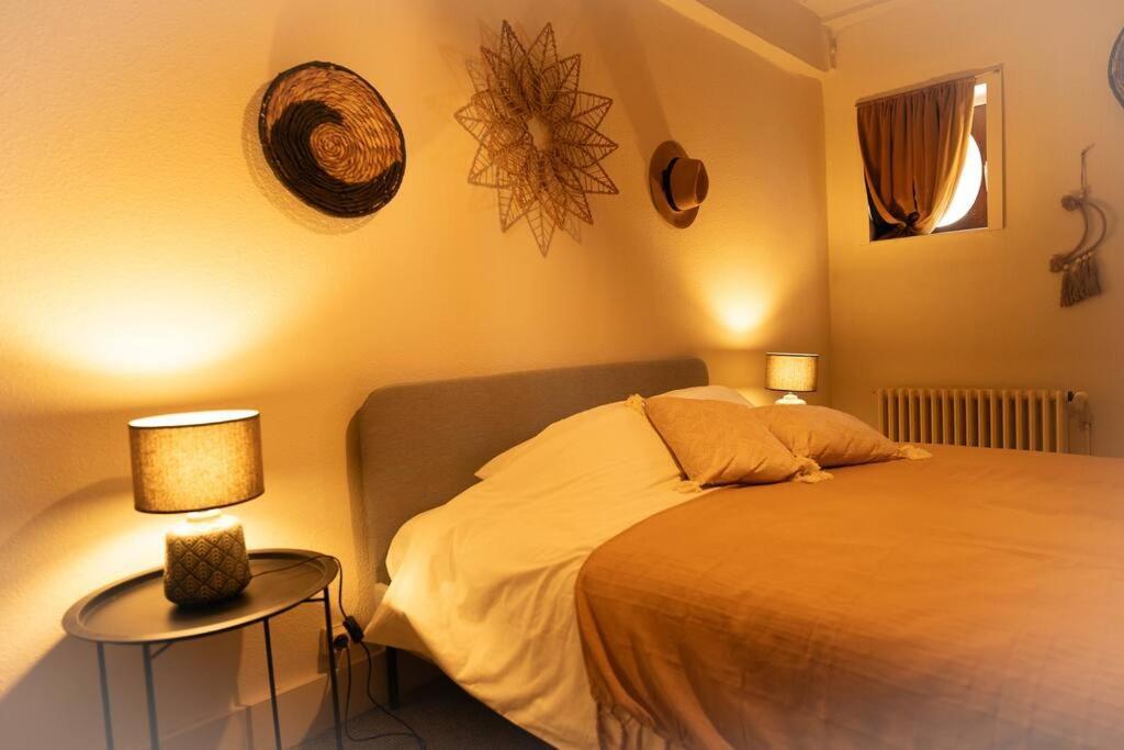 Villa Camelia, Un Charme Montois Mons Exterior foto